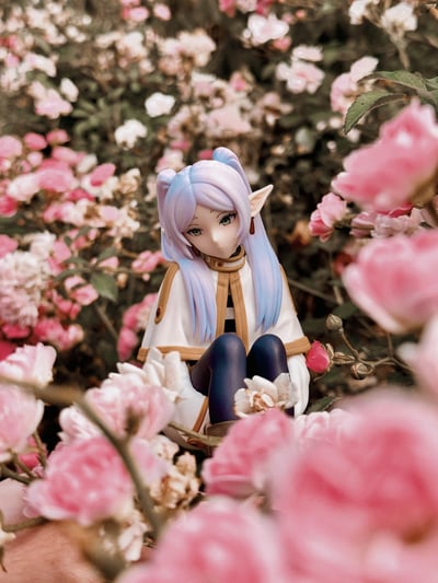 Frieren 🌺 · Frieren - Elcoco Neuauflage 1/7 PVC Statue