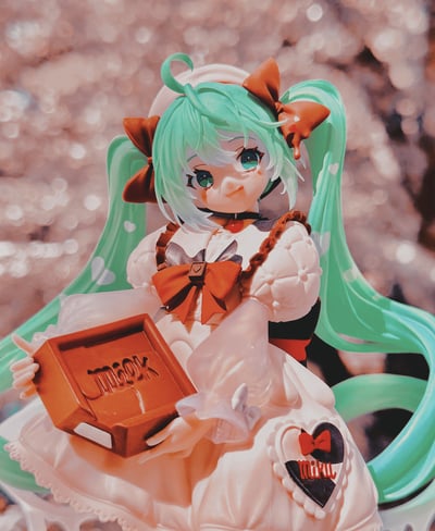 Choco Miku! 🍫 · Hatsune Miku x Tirol Choco - Milk - Trio-Try-iT - Furyu