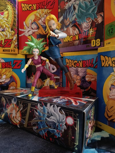 Kefla with Android 18  · Kefla Super Saiyajin - S.H. Figuarts - Bandai Spirits