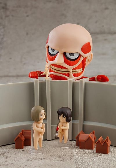 Nendoroid 1925 Colossal Titan - Renewal Set (4).jpg