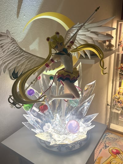 So stolz 🥹❤️ · Wonder Statue Work of Art: Eternal Sailor Moon - Bandai Spirits