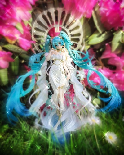 Hatsune Miku feat. Yoneyama Mai 1/7 Scale Figure – Good Smile Company