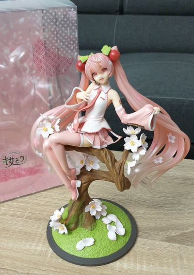 Ich liebe Hatsune Miku im Sakura Style 