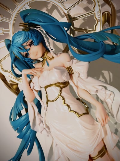 Heaven sent 🕊️ · Hatsune Miku feat. Yoneyama Mai - Good Smile Company Figur (34 cm)
