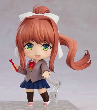 Nendoroid 1817 Monika (2).jpg