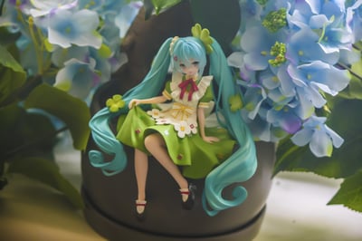 Miku im Grünen 🌱🪴💐 · Hatsune Miku - Flower Fairy Clover - Noodle Stopper - Furyu