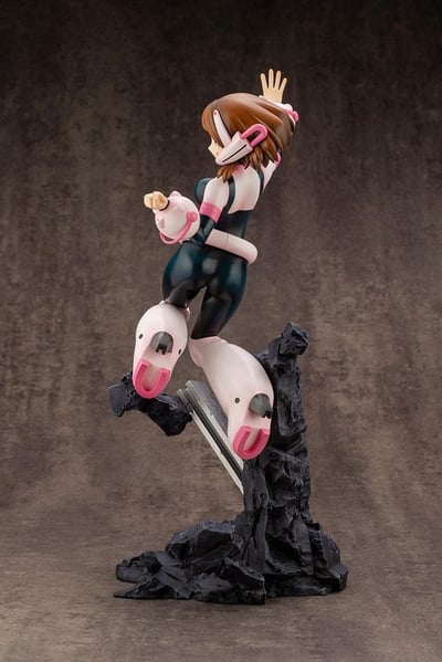 Ochaco Uraraka - Bonus Edition - ARTFX J - Ver. 2 - Kotobukiya (4).jpg