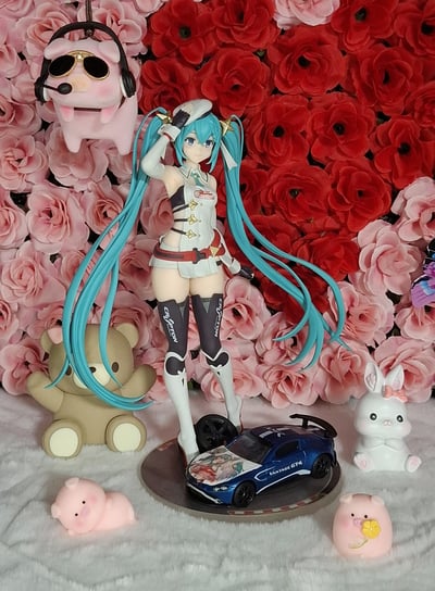 Racing Miku! (and flying pigs) · Hatsune Miku - Racing Miku 2023 - Pop Up Parade - Good Smile Company - Re-Release