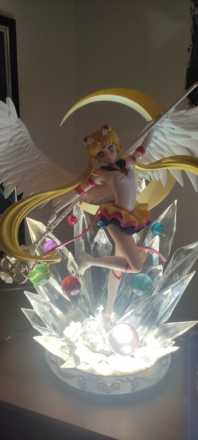 Neuste Mitglied meiner Sammlung und auch die teuerste. · Wonder Statue Work of Art: Eternal Sailor Moon - Bandai Spirits