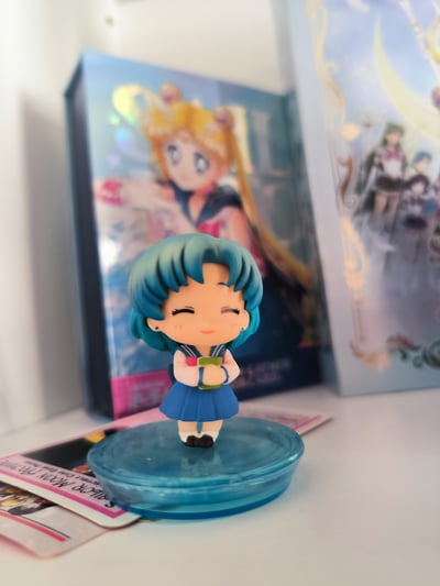Ami Mizuno · Ami Mizuno (Sailor Merkur) - Version B - School Life Petit Chara Land Figur