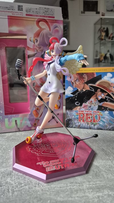 Uta The BEST Diva🎵🥰🎶 · Uta - Diva of the World - POP Portrait Of Pirates "RED EDITION" - Megahouse