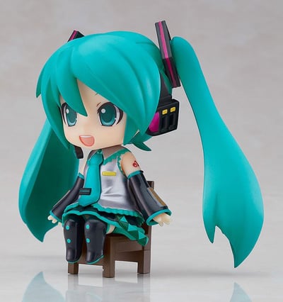 Nendoroid Swacchao! Hatsune Miku (4).jpg