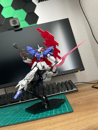 Moon Gundam zweite pose 