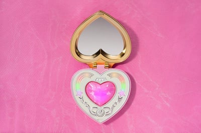 Verwandlungsbrosche Staffel S  Cosmic Heart Compact -Brilliant Color - Proplica - Bandai (8).jpg