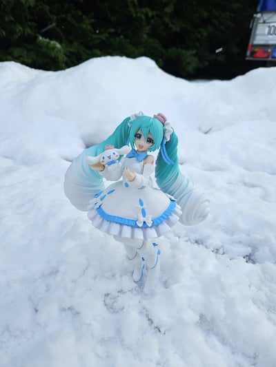Miku x Cinnamoroll  · Hatsune Miku x Cinnamoroll - Luminasta - White Dress Ver. - Sega