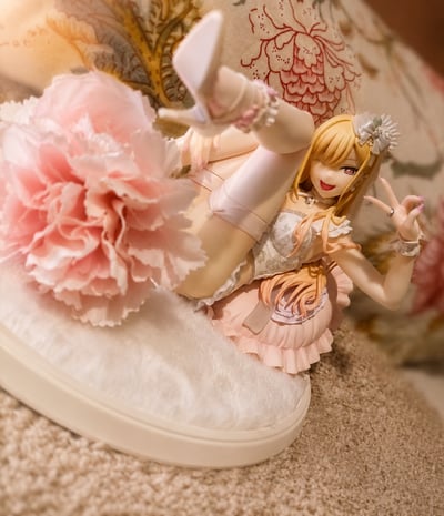 Between Petals and Daydreams · My Dress Up Darling - Statue 1/7 Marin Kitagawa Babydoll Ver. (12 cm) - Claynel / Aniplex
