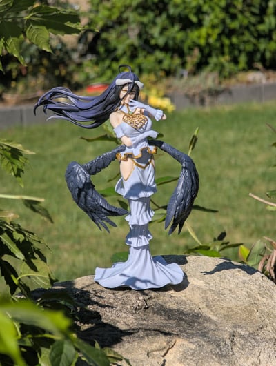 Elegante Dame im Winde vergeht 😌🤌