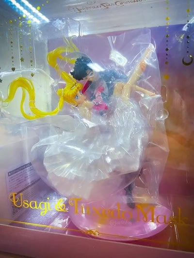 Usagi Tsukino & Tuxedo Mask 