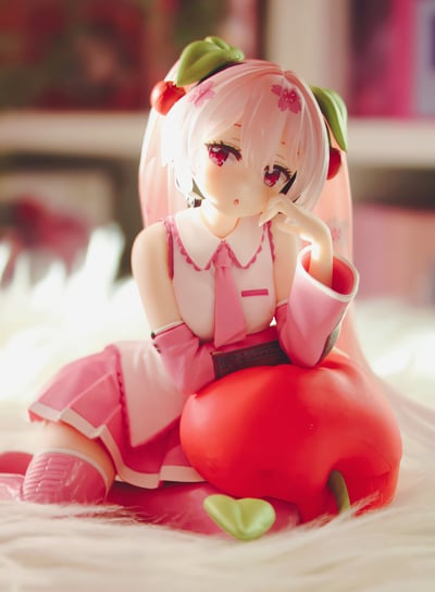 Sakura Miku 🌸 · Sakura Miku - Cherry Cushion - Desktop Cute Figure- Taito