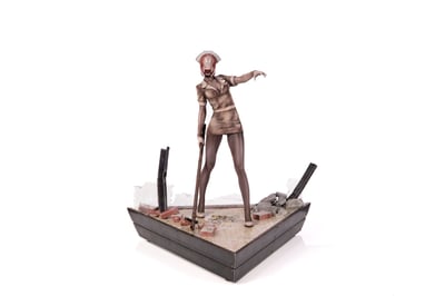 Bubble Head Nurse - Silent Hill 2 - First 4 Figures (2)