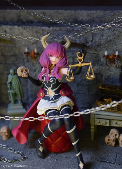Judgment falls without mercy!  · Aura - Desktop Cute - Taito