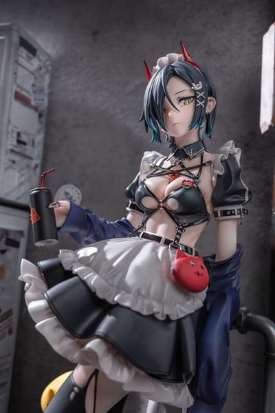 Statue Azur Lane Ulrich von Hutten – Mädchen Trümmer Ver. 1/6 (28 cm) - 16