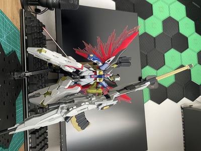 HG 1/144 Destiny Gundam Spec II & Zeus Sillouette