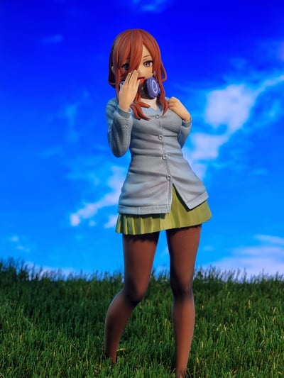 Miku Nakano 💙 · Miku Nakano - Luminasta - Sega