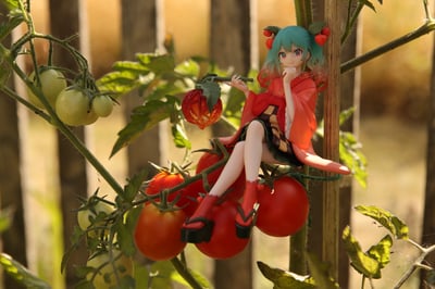 Miku's fruitful garden · Hatsune Miku - Flower Fairy Winter Cherry - Noodle Stopper - Furyu