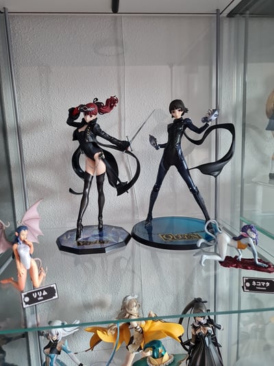 Makoto Niijima - Lucrea - Megahouse