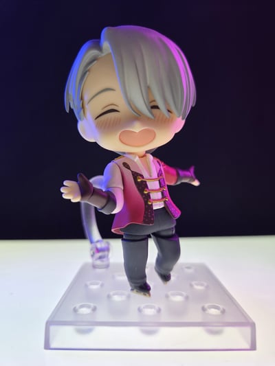 Nendoroid 741 Viktor / Victor Nikiforov