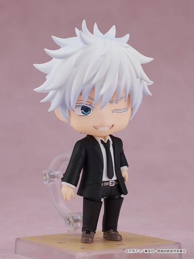 Nendoroid 2440 Satoru Gojo - Suit (3)