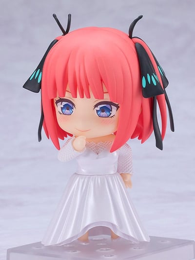 Nendoroid 2371 Nino Nakano - Wedding Dress (3)