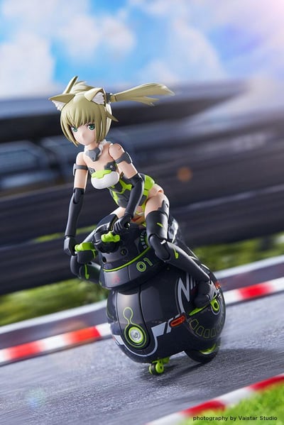 Innocentia Racer und Noseru Racing Specs - Frame Arms Girl Model Kit - Kotobukiya (3).jpg