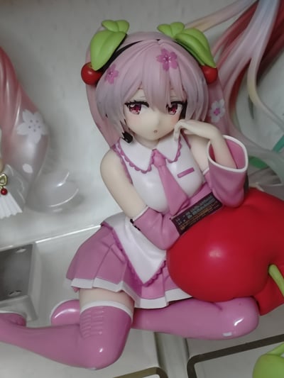 Sakura Miku - Cherry Cushion - Desktop Cute Figure- Taito
