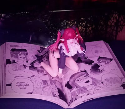 Marin stepping out of the Story · Marin Kitagawa - Liz Cosplay -  Desktop Cute  - Taito