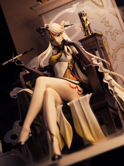 Ningguang - Gold Leaf and Pearly Jade - Figurine officielle Genshin Impact (APEX / MiHoYo)