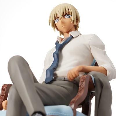 Toru Amuro (auf dem Stuhl) - Premium Grace Situation Figur - Sega 2.jpeg
