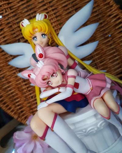 Sailor Moon & Sailor Chibi Moon — Eternal Sailor Moon & Eternal Sailor Chibi Moon (Eternal Sailor Guardians) - Sailor Moon Eternal - Ichibansho Figurine
