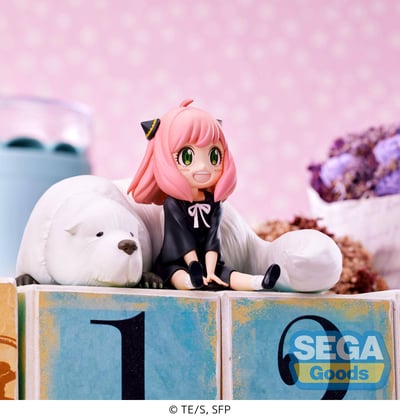 Anya Forger - Sit Down - PM Perching - Sega (14)