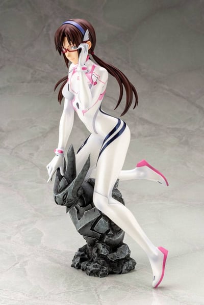 Mari Makinami - White Plugsuit - Kotobukiya (10).jpg