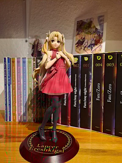 Ereshkigal - Pretty Red Dress