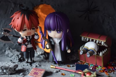 Frieren, once again proving that even centuries of experience don’t protect you from a mimic. Fern is done with this nonsense. 😑✨ Stark is one second away from panic. 