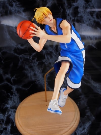 Ryouta Kise - Megahouse - 3