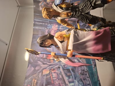 Yuna - Final Fantasy X Play Arts Kai - Square Enix