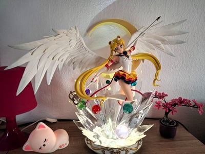 Die wunderbare Sailor Moon Statue *^^* · Wonder Statue Work of Art: Eternal Sailor Moon - Bandai Spirits