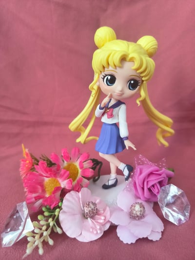 Usagi Tsukino  · Usagi Tsukino - Sailor Moon Eternal - Q Posket Version B
