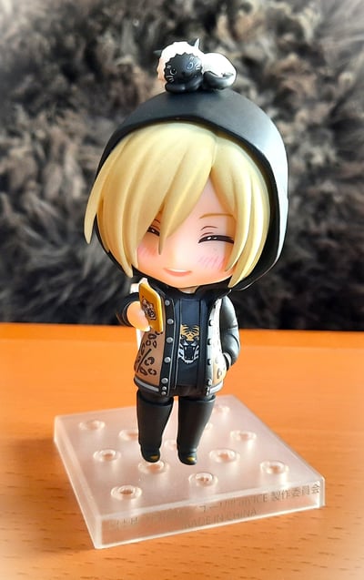 Nendoroid 874 Yuri Plisetsky - Casual Version