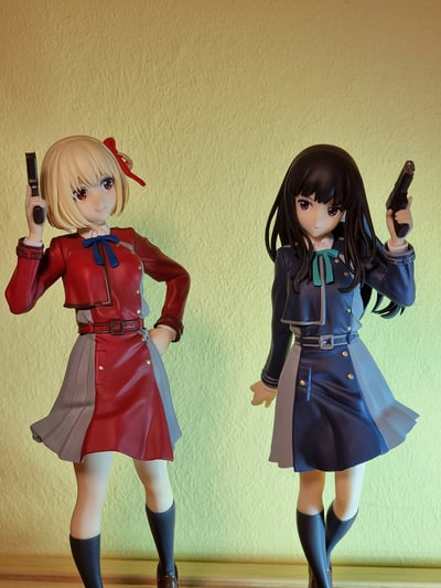 Chisato und Takina im Einsatz · Chisato Nishikigi - Lycoris Recoil Pop Up Parade - Good Smile Company