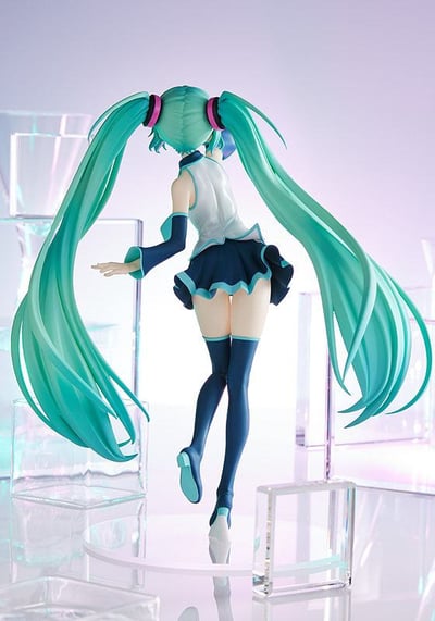Hatsune Miku - Because You're Here - L - Pop Up Parade - Good Smile Company (3).jpg
